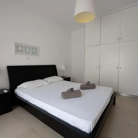 Retreat At Elysia Park With Gym Pool Daire Pafos