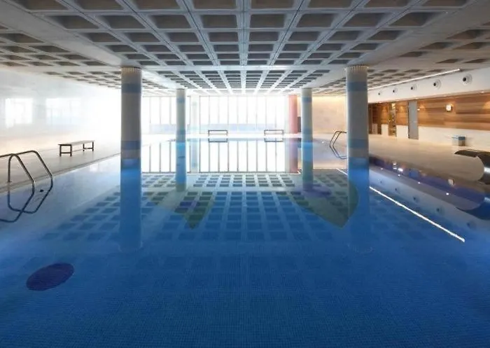 Retreat At Elysia Park With Gym Pool Apartament Paphos