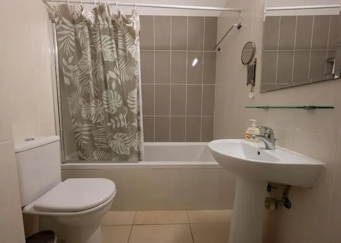 Apartament Retreat At Elysia Park With Gym Pool *